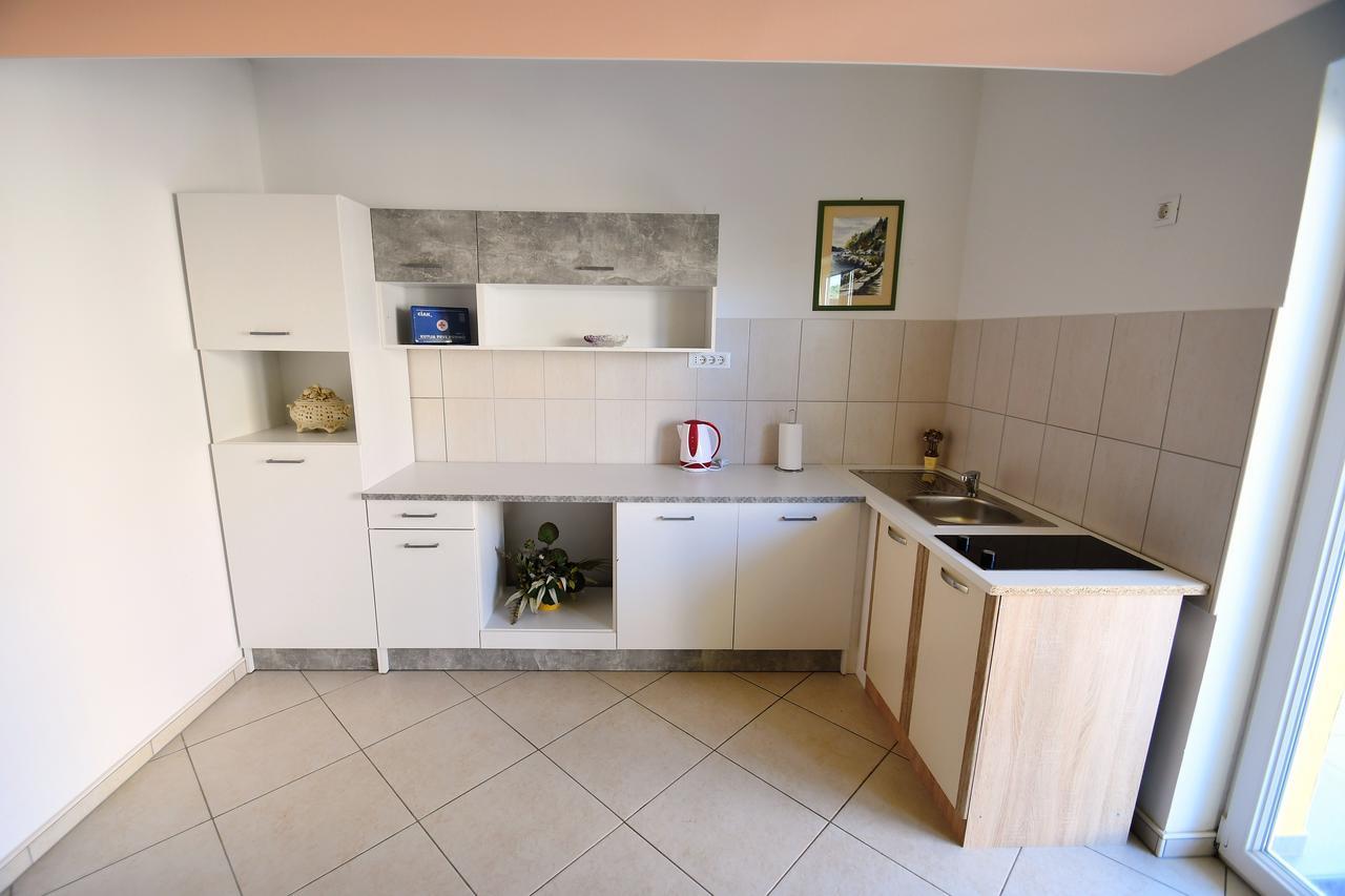 Apartment Mirjana 2 Rijeka Buitenkant foto