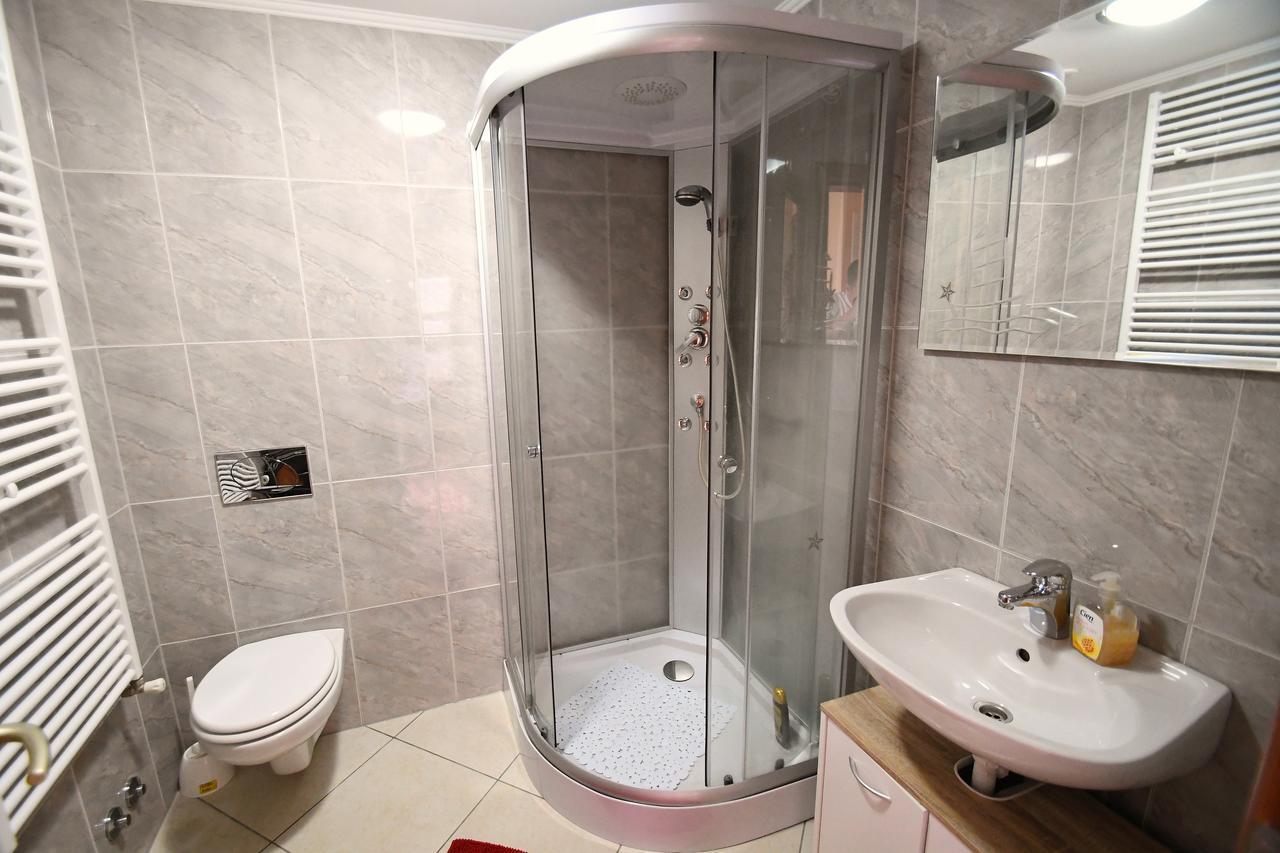 Apartment Mirjana 2 Rijeka Buitenkant foto